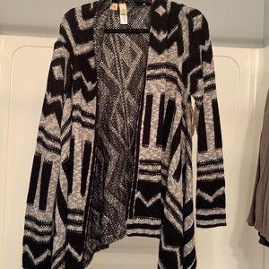 Ruff Hewn black and grey long sleeve size XL